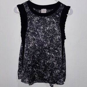 Cinq a Sept Size Small Top